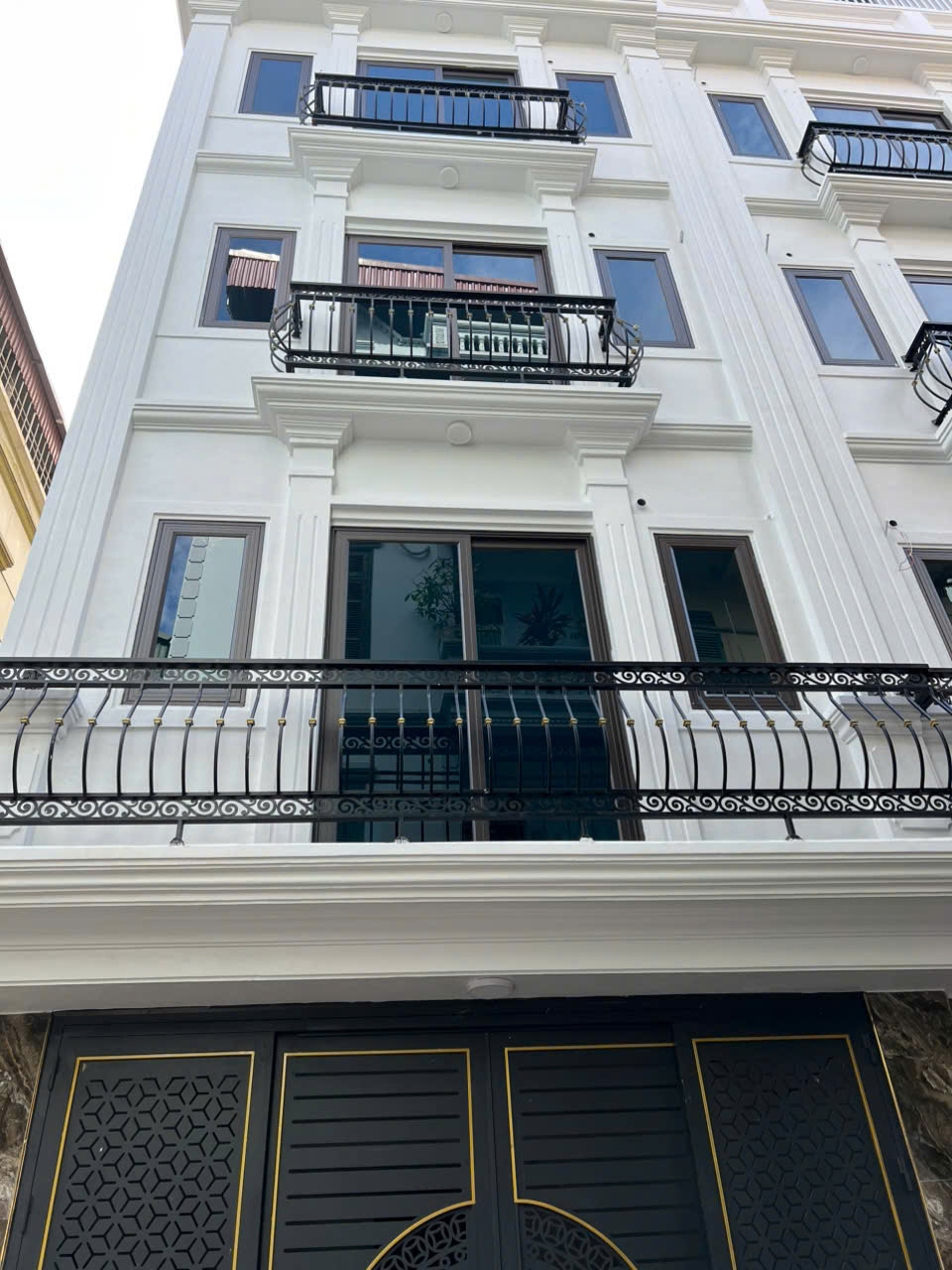 NHÀ MỚI KHU PHÂN LÔ VIP - CẦU DIỄN - MẶT NGÕ, THÔNG Ô TÔ TRÁNH- VỪA Ở, VỪA KINH DOANH ĐỈNH.